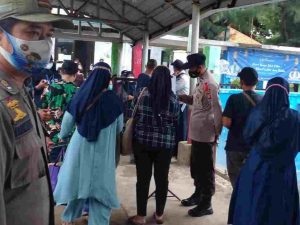 Gelar Pengamanan Arus Balik Wisatawan, Sejumlah 863 Pelancong Diwajibkan Scan Chek Out PeduliLindungi oleh Pospam Ops Ketupat Jaya-2022 Pulau Tidung