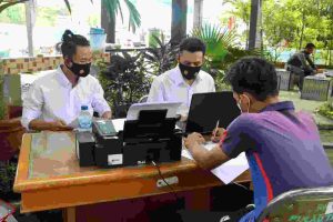 Door to Door ke Pulau Pulau, Polres Kep Seribu Beri Pelayanan SKCK ke Warga