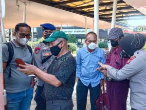 Hari ini, Polres Kep Seribu Ketatkan ProKes dan Wajibkan 160 Penumpang Kapal ke Pulau Jalani Scan PeduliLindungi