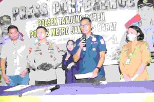 Menganiaya anak Kandungnya Seorang Ayah yang Tega Melakukan aksi keji Berhasil diamankan Polsek Tanjung Duren Polres Metro Jakarta Barat