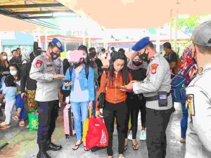Ke Pulau Seribu dari Dermaga Marina Ancol, 437 Penumpang Kapal Scan PeduliLindungi