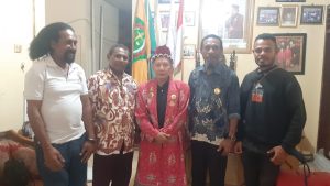 JALIN SILATURAHMI, RAJA TABI KUNJUNGI SULTAN PADANGGUNI