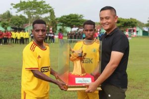 Dukung Kemajuan Olahraga di Papua Selatan, Yonif Raider 755 Kostrad Buka Turnamen Sepakbola Yalet Cup III 2022