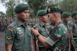 Pelepasan Prajurit, Danyonif Mekanis Raider 413 Pimpin Acara Tradisi Pindah Satuan