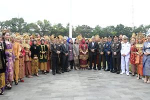 Danlanal Palembang Hadiri Upacara Peringatan Hari Sumpah Pemuda Ke 94 Tahun 2022 Di Halaman Kantor Gubernur Sumatera Selatan