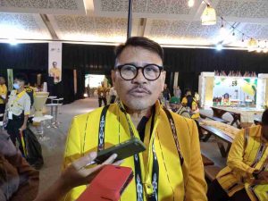 Kabupaten Kepulauan Tanimbar Perlu Pemimpin Baru yang Visioner, Progresif, Punya Link Global, Berintegritas dan Berwawasan Bahari: Politisi Golkar Dharma Oratmangun Nyatakan Siap Bertarung untuk Menjadi Bupati Kab. Kepulauan Tanimbar