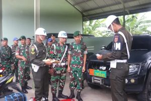 Gelar Penertiban Kendaraan, PM Kostrad Periksa Kelengkapan Kendaraan Batalyon Mandala Yudha Kostrad