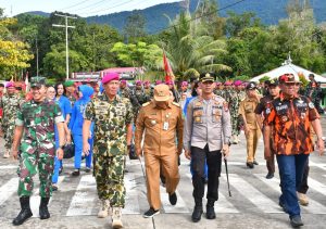 Wadan Lantamal XII Sambut Napak Tilas Aruk 77 KM di Poskotis Satgas Hiu Yonif 5 Parachutis Amfhibi KKO AL Tahun 1974 Dusun Aruk