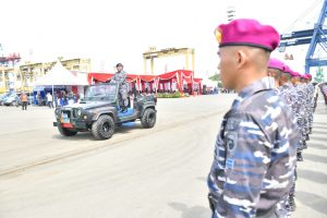 DANLANTAMAL III LEPAS KEBERANGKATAN KRI TELUK PALU-523 DARI DERMAGA JICT III DALAM RANGKA SAIL TIDORE 2022