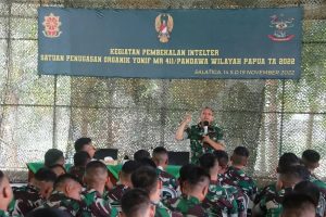 Bekali Kemampuan Intelter Prajurit, Tim Intelijen Angkatan Darat Datangi Markas Yonif MR 411 Kostrad