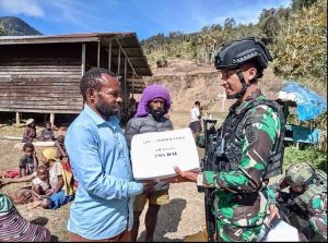 Prajurit Galuh Hadir di Tengah Duka Warga, Masak Bersama dan Bagikan Sembako