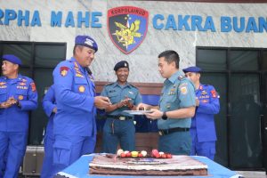 Perkokoh Sinergitas TNI-POLRI, Danlanal Palembang Sambangi Mako Ditpolairud Polda Sumsel Dalam Rangka Hari Jadi Ke-72 Polairud