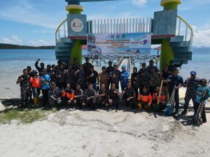 Pelopori Jaga Kebersihan Laut, TNI AL Lanal Tarempa Gelar Program Laut Bersih