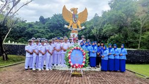 TNI AL, Sambut Hari Armada RI Tahun 2022, Lanal Lhokseumawe Laksanakan Ziarah dan Tabur Bunga