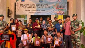 Hari Disabilitas Internasional, Kerja Sama Dinas Sosial Kota Banjar Dengan Yonif R 323 Kostrad