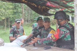Tim Aswaslat Pussenif Kunjungi Latsiap Pratugas Satuan Organik Yonif Mekanis Raider 411 Kostrad