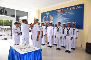 Dansatrol Lantamal XII Pimpin Serah Terima Jabatan Komandan KRI Sembilang-850
