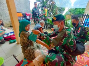 Pasca Gempa Cianjur, Prajurit Kostrad Hadir di Tengah Kedukaan