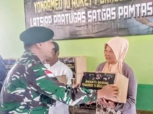Usai Latihan Pratugas, Yonarmed 10 Kostrad lakukan Bakti Sosial