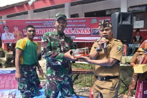 Prajurit Kostrad Dikukuhkan Menjadi Warga Kehormatan Cianjur