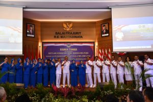 Komandan Lanal Bandung Hadiri Upacara Sertijab Danlanal Babel