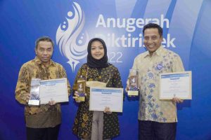 Keren! UNESA Borong 10 Medali Sekaligus dalam Anugerah Diktiristek 2022