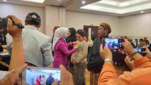 RAjT Kartika Oman Mendapatkan Gelar Kepangeranan Merdiko Praja Mangkualaman