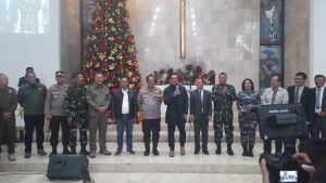 Komandan Lanal Bandung Bersama Unsur Forkopimda Provinsi Jawa Barat Laksanakan Kegiatan Monitoring Pengamanan Misa Malam Natal Tahun2022