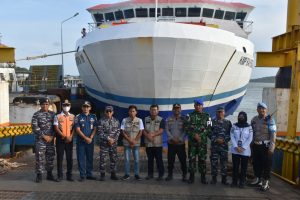 Danlanal Bintan Sidak Posko Terpadu Dijalur Padat Penyeberangan Roro dan Speed Bulang Linggi