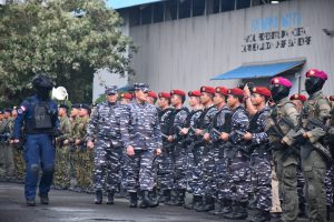 DANLANTAMAL III SAMBUT KASAL LAKSANAKAN “ADMIRAL INSPECTION” DI PONDOK DAYUNG