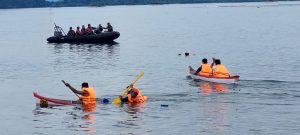 Prajurit Lanal Sibolga Laksanakan Pengamanan Kegiatan Lomba Perahu Dayung Antar Kelurahan Di Perairan Sibolga