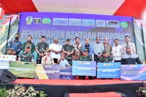 Kasad Letakkan Batu Pertama Pembangunan Kandang Sapi Korem 143/HO