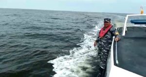 Pangkalan TNI AL Dumai Laksanakan SAR Orang Jatuh di Laut di Perairan Selat Malaka