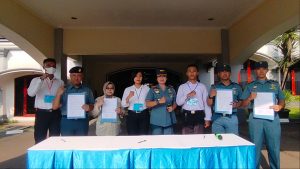Komandan Lanal Bandung Laksanakan Pengarahan dan Penandatangan Pakta Integritas Penerimaan Calon Prajurit TNI AL Tahun 2023