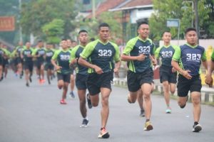 Buaya Putih Lari 5 Km, Fisik Prajurit Terbina