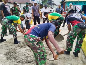 Rumah Soa Budaya Maluku, Prajurit Kostrad Gotong Royong Dengan Warga