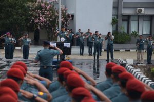 PRAJURIT DAN PNS LANTAMAL III IKUTI APEL KHUSUS PANGKOARMADA I
