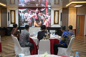 Komandan Pangkalan TNI AL Palembang Hadiri Nonton Bersama Gelar Budaya Pagelaran Wayang Kulit Di Mako Polda Sumsel
