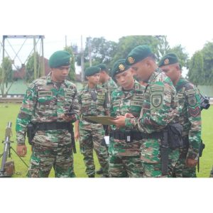 Macan Kumbang Siap Gerak Antisipasi Gangguan Keamanan, Danyonif R 515 Kostrad Cek Perlengkapan Prajurit