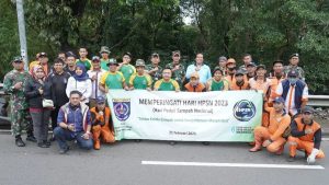 Hari Peduli Sampah Nasional, Divif 1 Kostrad Sapu Bersih Sampah