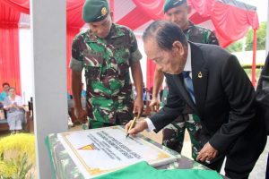 Bantuan Pembangunan Gereja Oikumene Nomensen Yonif R 321 Kostrad Dari Panglima Kostrad, Diresmikan Penasehat HKBP Pusat Jawa Barat