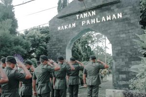 Sambut HUT Kavaleri Ke-73, Kikav 8 Kostrad Ziarah TMP Tumpang Kenang Jasa Pahlawan