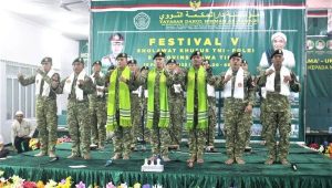 Penuh Semangat Tim Hadrah Al-Askar Yonkes 2 Divif 2 Kostrad pada Festival IV Sholawat TNI- Polri Se Jawa Timur