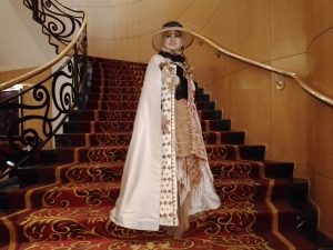 Bahan Baku Testil Dari Rempah Menjadi Terobosan Amanah Asri (Founder Nona Asri) Untuk Memperkenalkan Kepada Pecinta Pesona Wastra Nusantara Maupun Pecinta Fashion Internasional  Di Dunia Fashion Bercorak Seni Tradisional