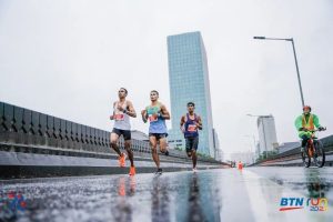 Raih Juara 3 Lomba Lari 21K, Pelari Yonif R 323 Kostrad