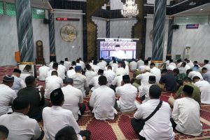 Kaskostrad Mayor Jenderal TNI Muhammad Nur Rahmad Pimpin Istighosah Kubra di Masjid Asy Syuhada Makostrad