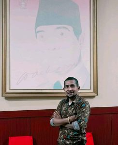 Rumah Singgah Soekarno Digusur Soekarnois Mengamuk.