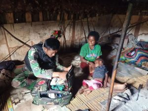 Sehat Masyarakat Pegunungan Papua, Gelar Pengobatan Gratis Sambut HUT Ke-62 Kostrad