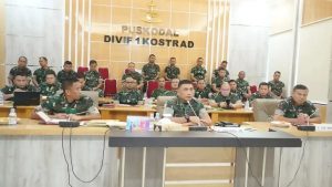 Evaluasi Tekan Tingkat Pelanggaran, Kasdivif 1 Kostrad Brigjen TNI J. Binsar Parluhutan Sianipar Pimpin Rapat Evaluasi Jajaran Divif 1 Kostrad