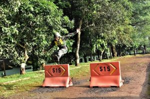 Songsong HUT Ke-62 Kostrad, Brigif R 9 Kostrad Lomba Binsat